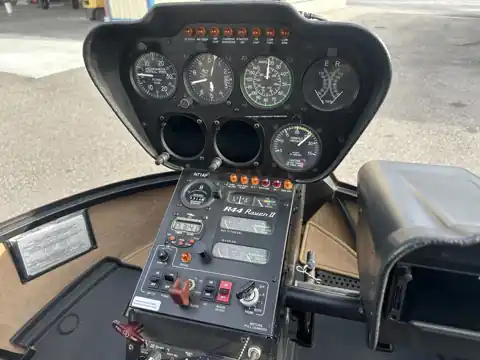 N71AF R44 Raven II instrument panel